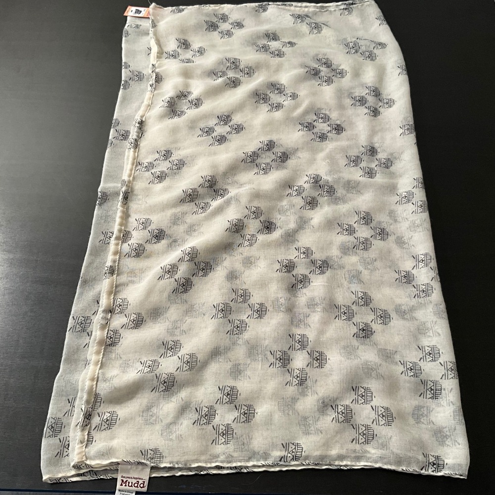 Mudd‎ Scarf Cream Black Owl Print Lightweight Fashion Accessory NWT